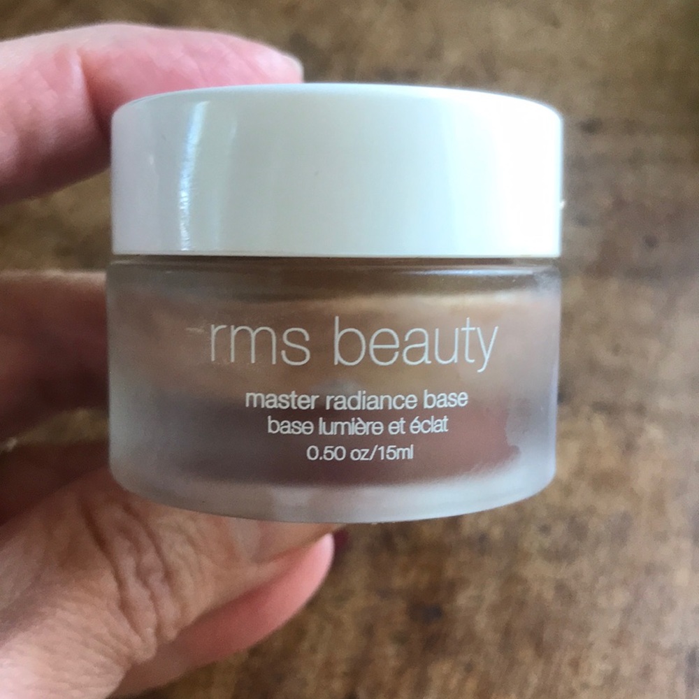 RMS Master Radiance Base - Rose Gold color